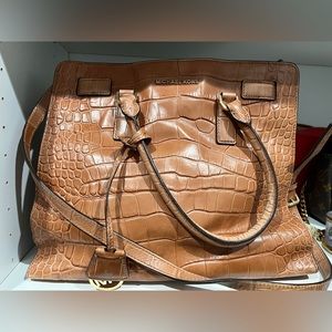 Michael Kors Hamilton Embossed Leather Large Shoulder Tote Handbag